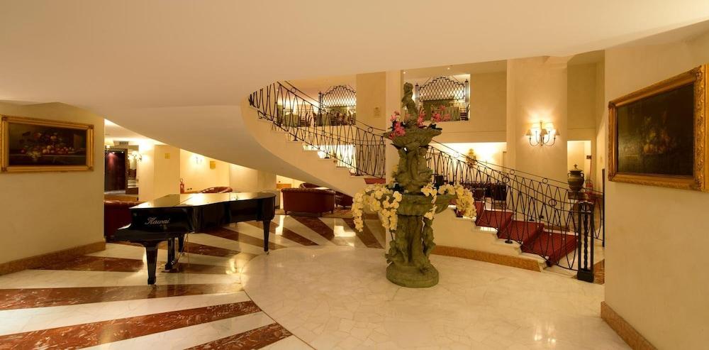 Grand Hotel Barone Di Sassj Sesto San Giovanni Esterno foto