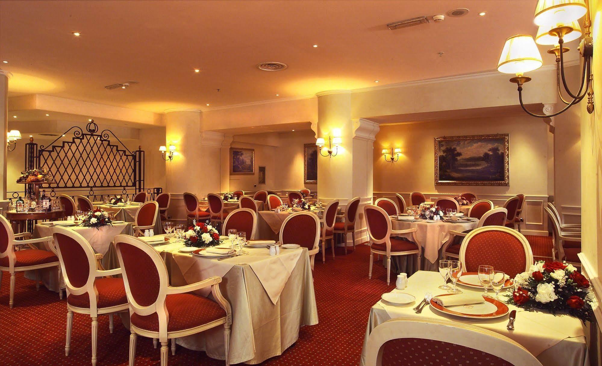 Grand Hotel Barone Di Sassj Sesto San Giovanni Ristorante foto