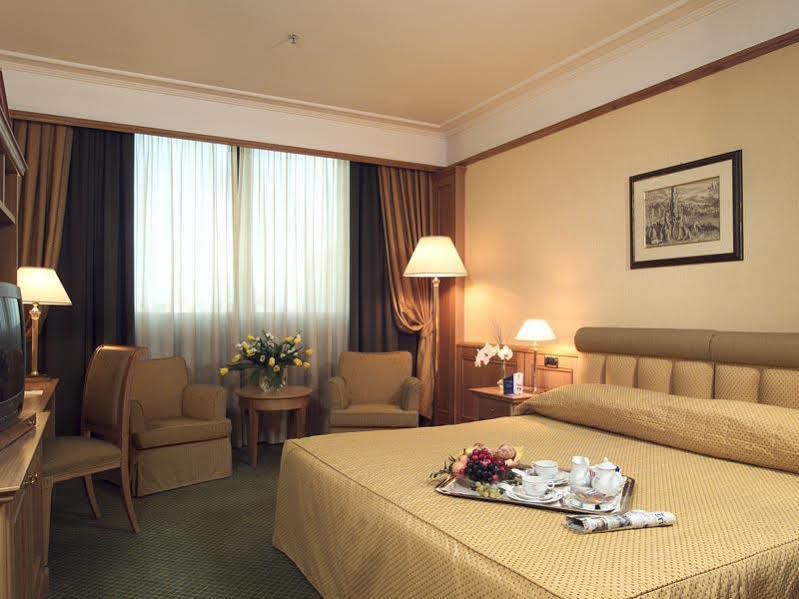 Grand Hotel Barone Di Sassj Sesto San Giovanni Esterno foto