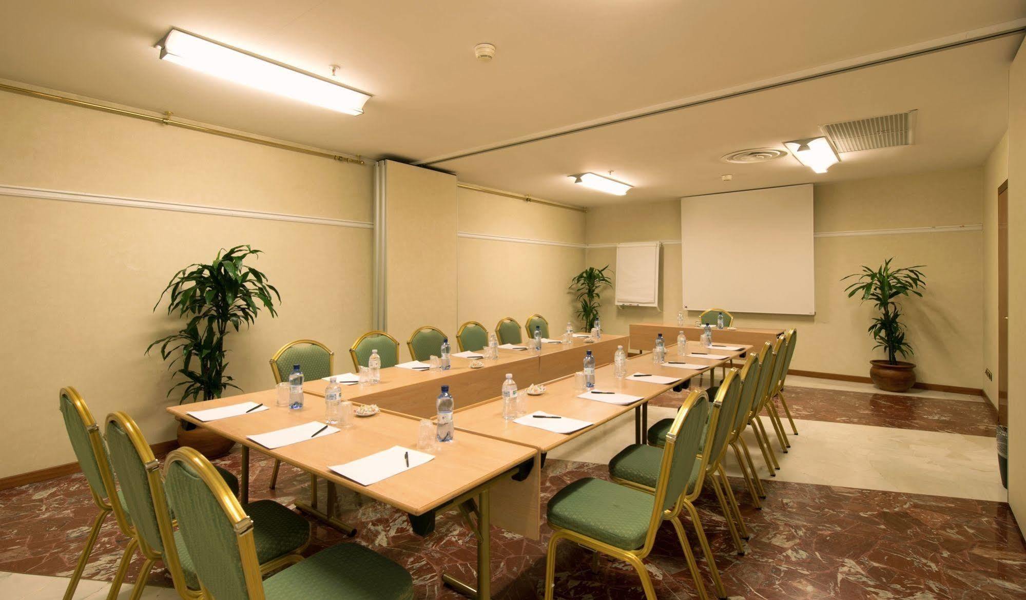 Grand Hotel Barone Di Sassj Sesto San Giovanni Esterno foto
